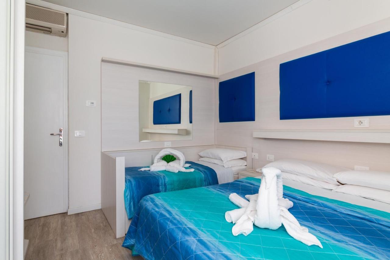 Villa Lucilla Lignano Sabbiadoro Eksteriør billede