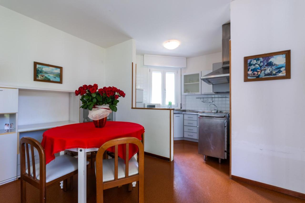 Villa Lucilla Lignano Sabbiadoro Eksteriør billede