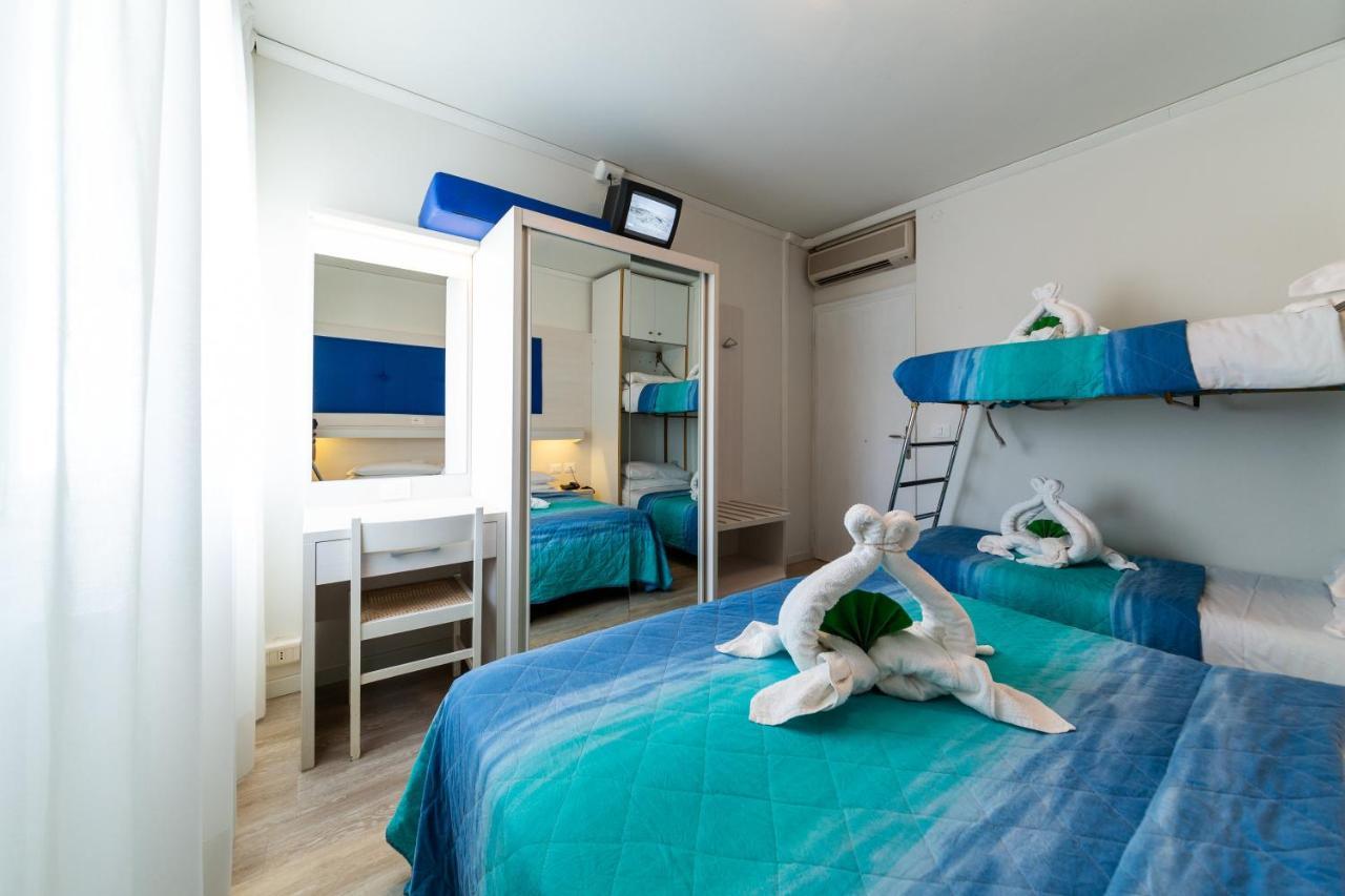 Villa Lucilla Lignano Sabbiadoro Eksteriør billede